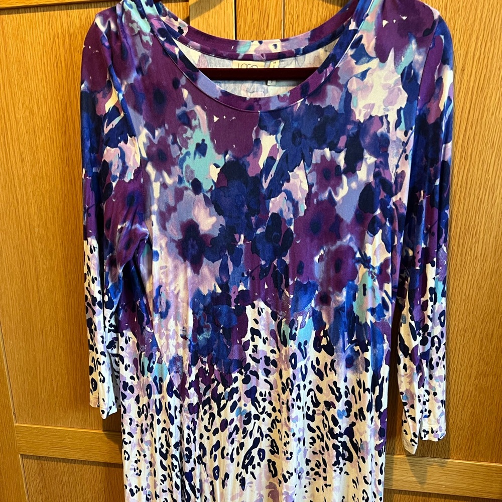 Logo knit 3/4 Sleeve Floral Animal Print Knit Top, Size M